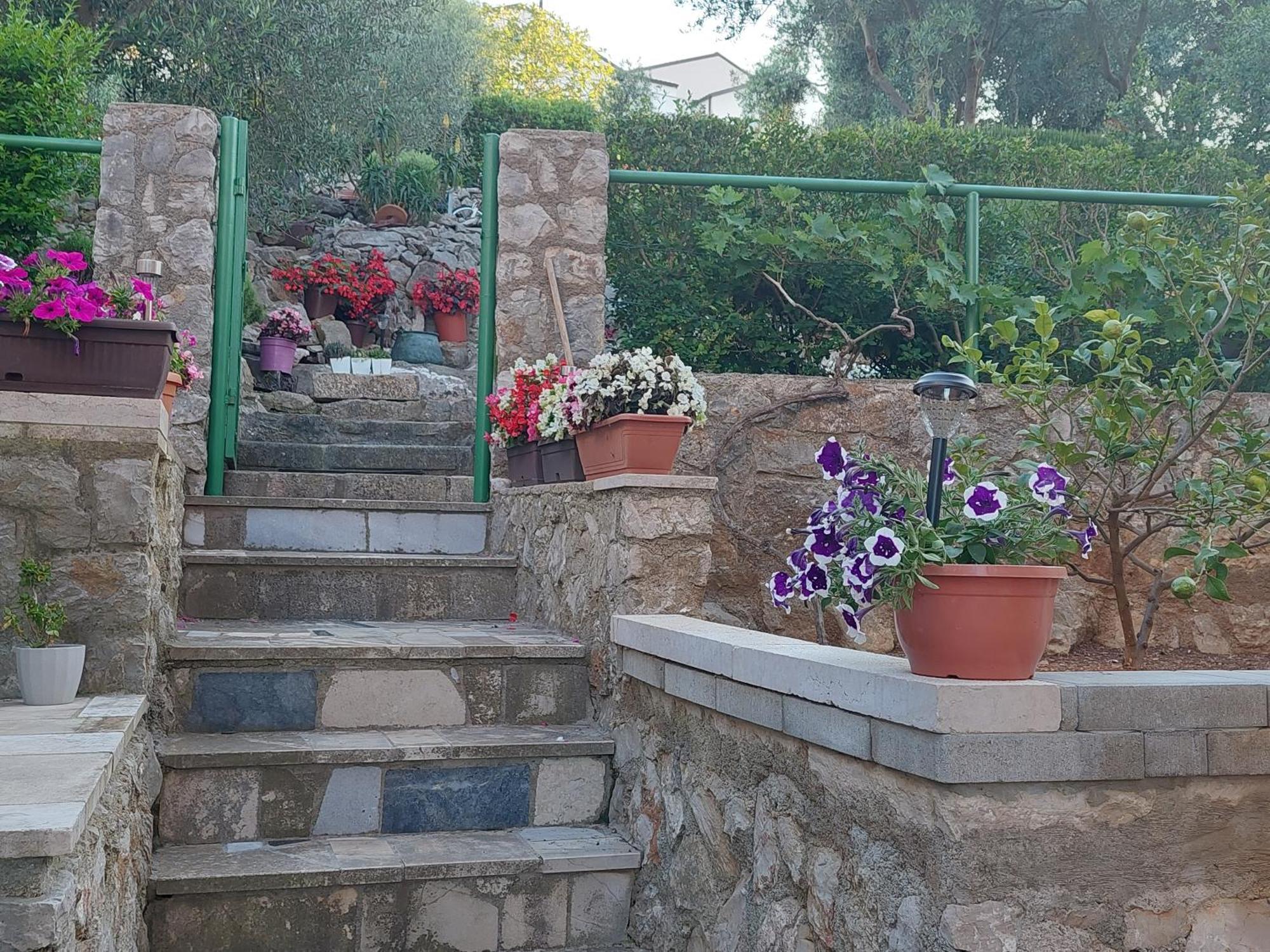 Apartments Suncica Mali Lošinj Kültér fotó